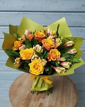 Букет цветов из:  Альстромерии и Розы в Таштаголе