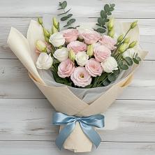 Букет цветов из:  Лизиантусы в Таштаголе