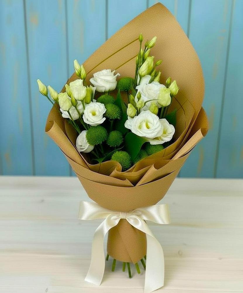 Букет цветов из: Хризантемы и Лизиантусы в Таштаголе