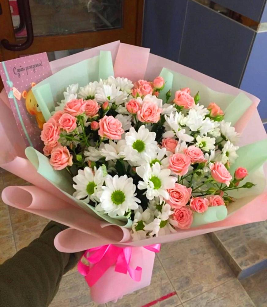 Букет цветов из: Розы и Хризантемы в Таштаголе