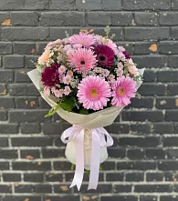 Букет цветов из:  Герберы и Хризантемы #REPLACE_PRED# Таштаголе