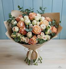 Букет цветов из:  Альстромерии и Розы в Таштаголе