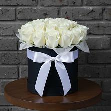 Цветочная композиция из Розы в шляпной коробке #REPLACE_PRED# Таштаголе